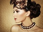 image of interior  - Retro portrait of a beautiful woman - JPG 